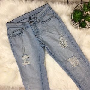 LF Car Mar Destroyed Pinstripe Jeans Sz 25